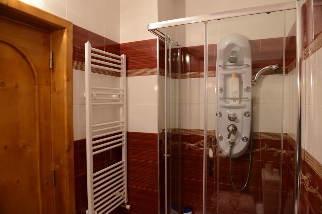 Vila Perla Sapanteana ซาพึนซา ห้อง รูปภาพ